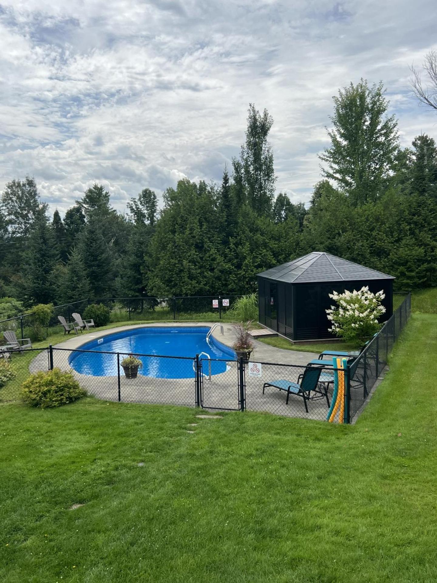Auberge Aux Deux Peres Мейгог Экстерьер фото